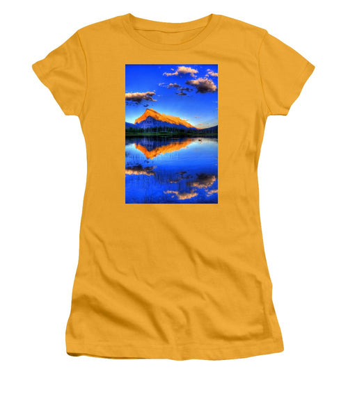 Blue Orange Mountain - Women's T-Shirt (Junior Cut)