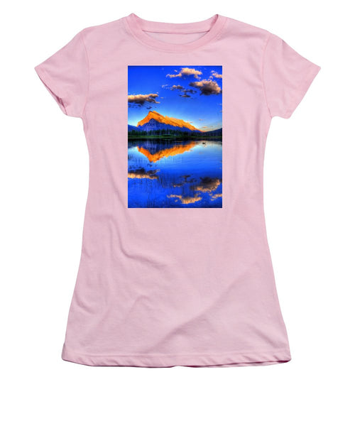 Blue Orange Mountain - Women's T-Shirt (Junior Cut)