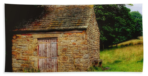 Bath Towel - Sheep Stable