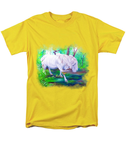 The Butterfly And The Pony - Men's T-Shirt  (Regular Fit)